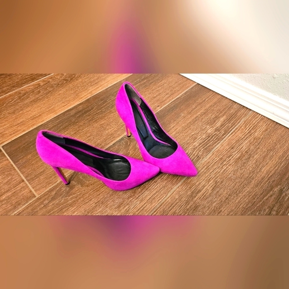 RACHEL ROY SZ 6.5 FUCHSIA STILETTOS